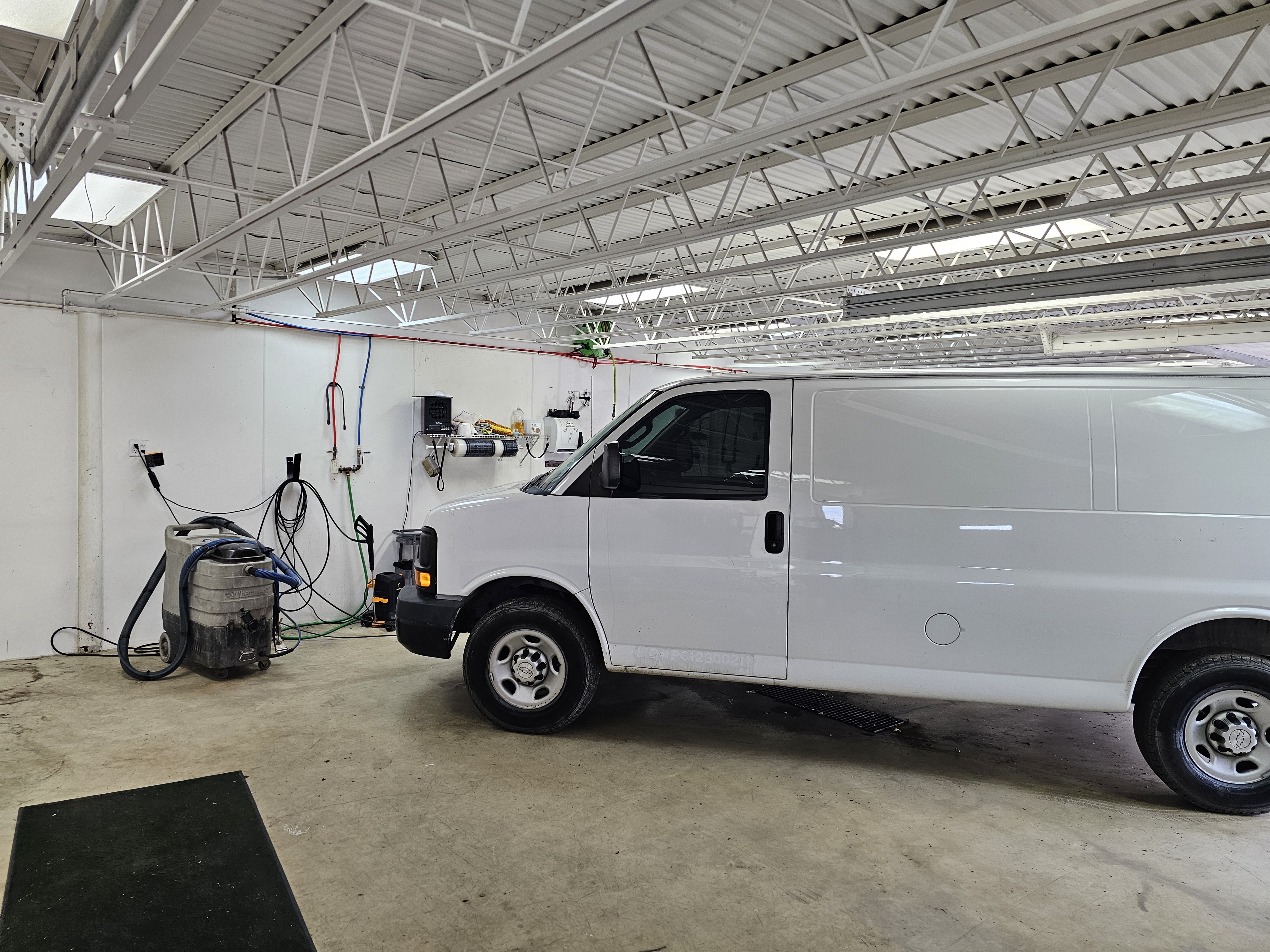 Joe's Auto Sales service department
